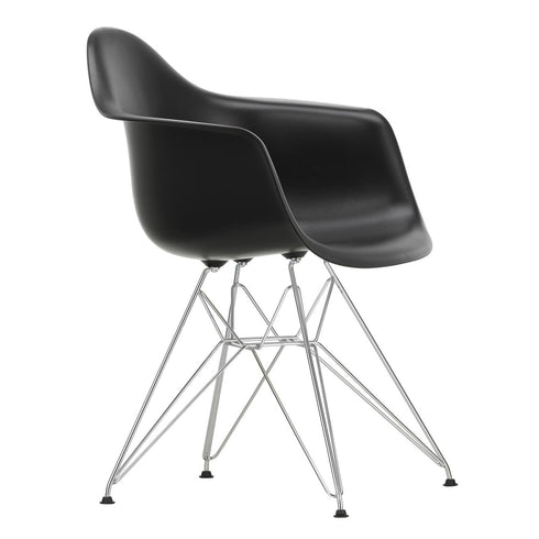 Cadeira de Braços em Plástico Eames DAR / Base Cromada